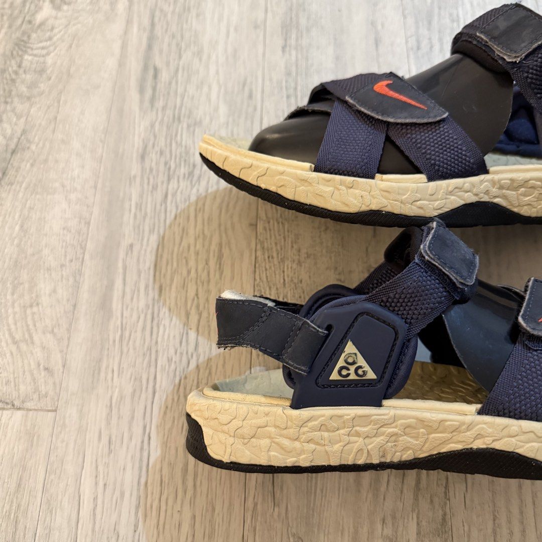 Nike ACG Deschutz (Category: Sneakers) located in Manila. Submitted by wornagainstudios2 (Listing ID 1468234219, Image 2). Description: .