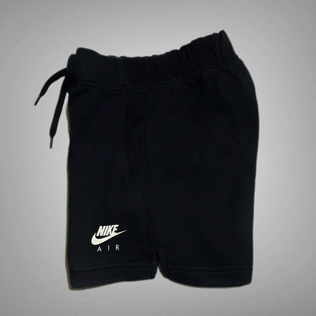 Nike Air x Anta Aspack (Category: Shorts) located in Mabalacat. Submitted by stellargarments (Listing ID 1468147747, Image 2). Description: Anta Size : 28-34 Length : 13 Condition : 9/10 burda anta spellout with patch sa likod 3 pockets complete tags missing tali SUPER NICE & KINIS! VERY COMFY & SMOOTH ON SKIN NEED WASH NO MAJOR STAIN FRESH FROM BALE nike air Size : 26-30 Length : 14 Condition : 8/10 cotton fabric 2 pockets with tali wala basag l