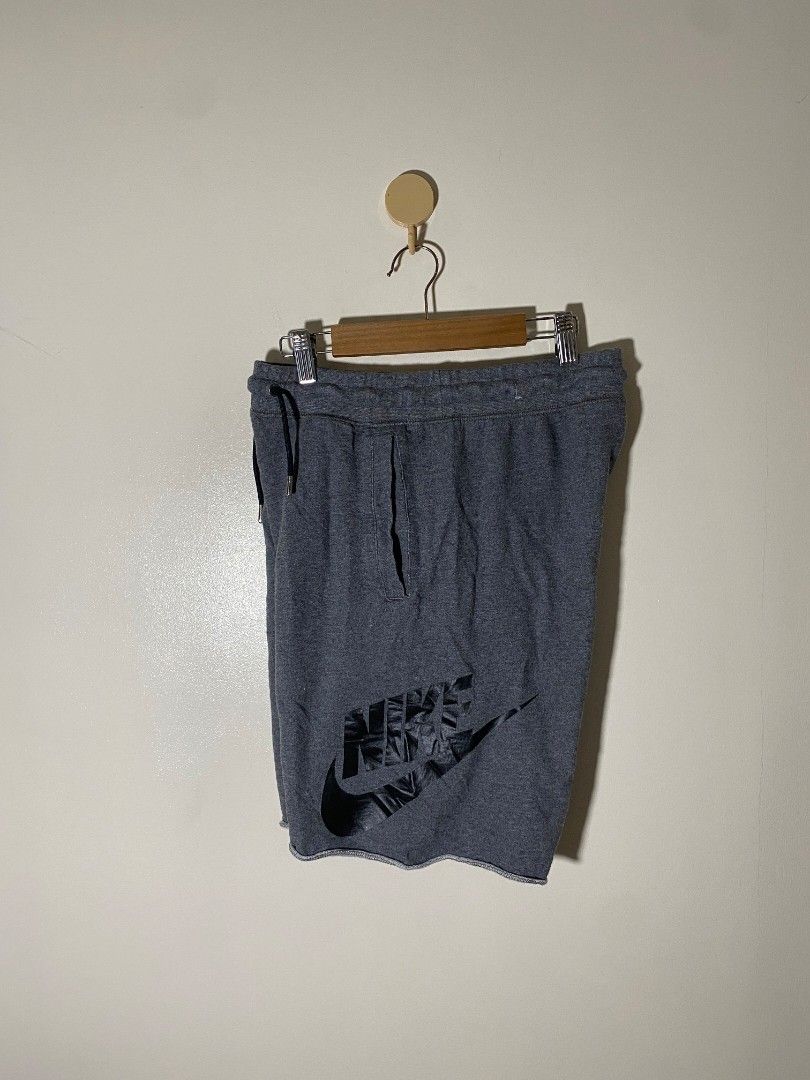 Nike Alumni Short (Category: Activewear) located in Abucay. Submitted by jamesnike21 (Listing ID 1468198895, Image 2). Description: 📌Nike Alumni Short 📌like new condition 📌size small on tag 📌waist 28-32' 📌length 18' 📌Slightly wrinkled due to storage 👍 📌The color of the product may differ from actual color depending on the type, condition of the display, surrounding light and other factors. 👍 📌For negotiations, send offer 👍 Kindly check