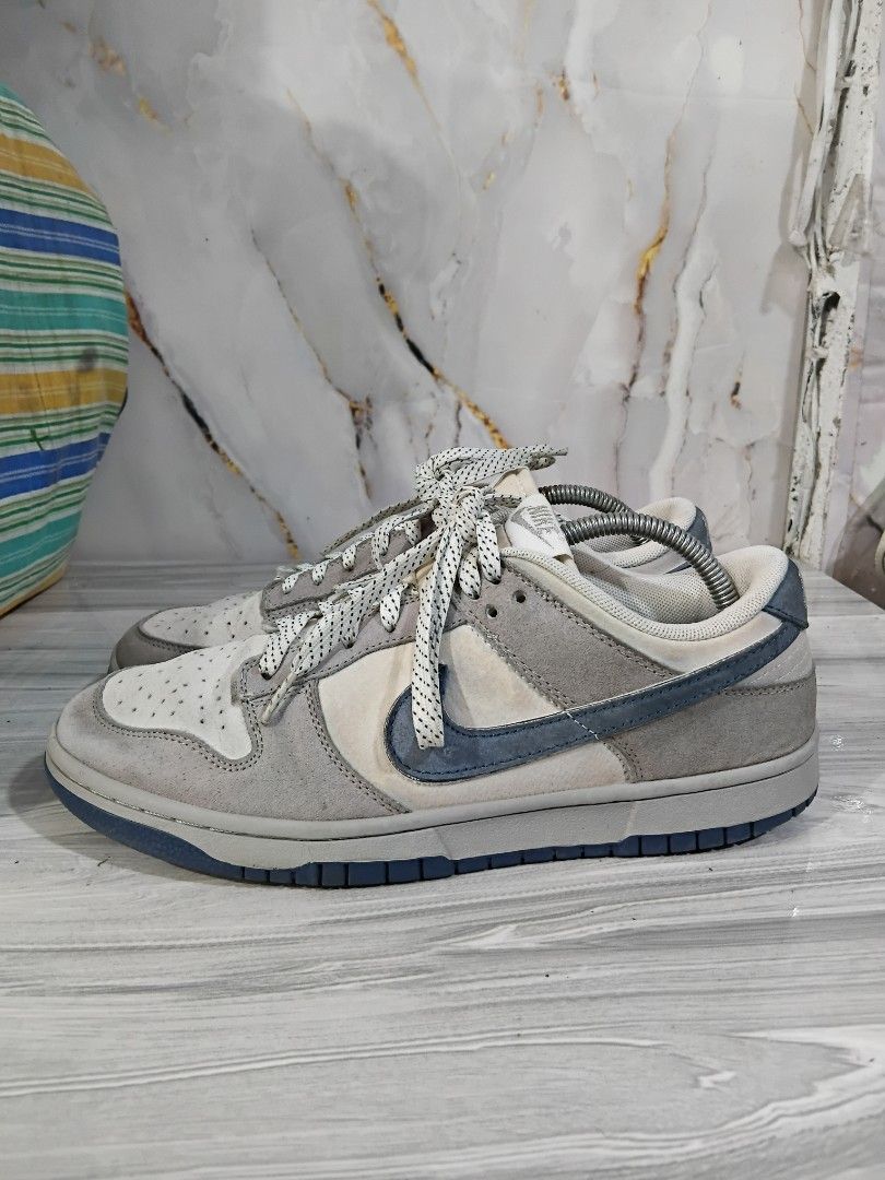NIKE DUNK WOLF GREY SIZE 10 MEN (Category: Sneakers) located in General Mariano Alvarez. Submitted by adonid (Listing ID 1468074966, Image 3). Description: NIKE DUNK WOLF GREY SIZE 10 MEN SIGN OF USAGE LOC. GMA CAVITE PHP 700.