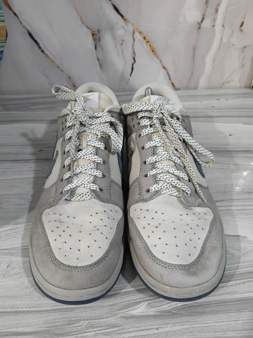 NIKE DUNK WOLF GREY SIZE 10 MEN (Category: Sneakers) located in General Mariano Alvarez. Submitted by adonid (Listing ID 1468074966, Image 2). Description: NIKE DUNK WOLF GREY SIZE 10 MEN SIGN OF USAGE LOC. GMA CAVITE PHP 700.