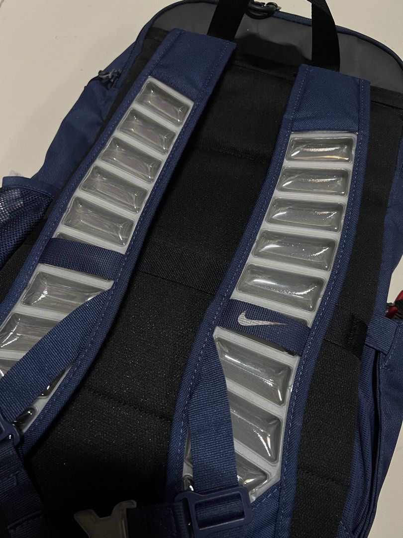 Nike Elite Bag V3 “Midnight Navy” (Category: Backpacks) located in Caloocan City. Submitted by dr3nflipz (Listing ID 1468091565, Image 3). Description: Used a few times, still new condition Bought at SM Grand Central 100% Authentic RFS: Not needed anymore North Caloocan location.