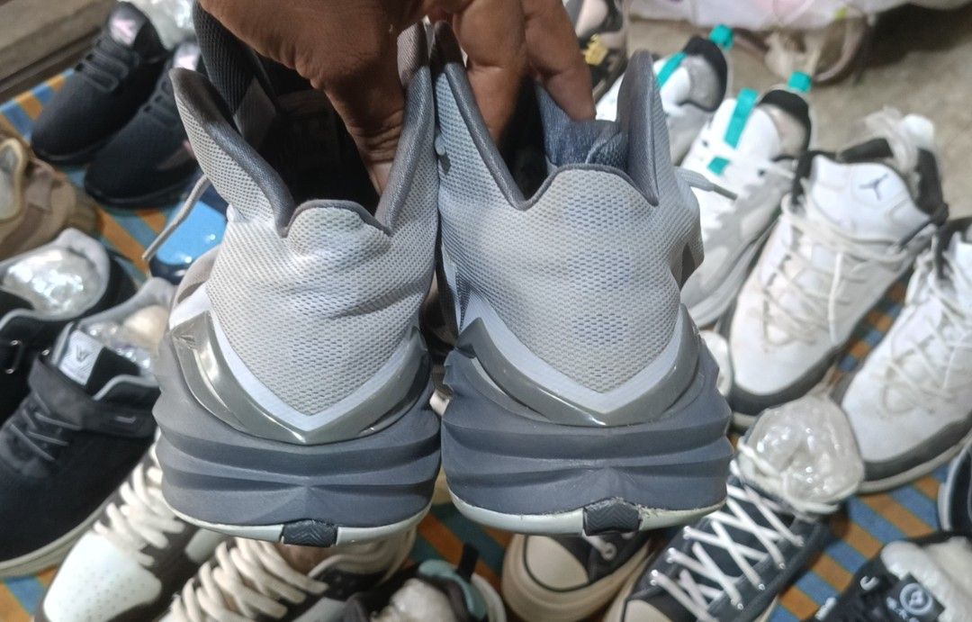 NIKE HYPERDUNK 2014 (Category: Sneakers) located in Bayugan. Submitted by retroshoesphilippines (Listing ID 1468192255, Image 3). Description: .