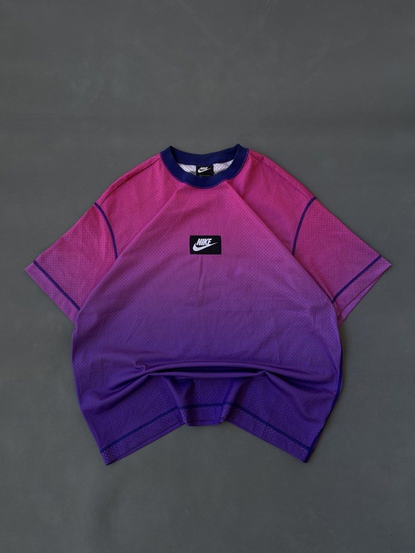 Nike Jersey (Category: Activewear) located in Malasiqui. Submitted by blank_wave (Listing ID 1468217217, Image 1). Description: Xl 26x30 need wash good condition 10/10 color rate.