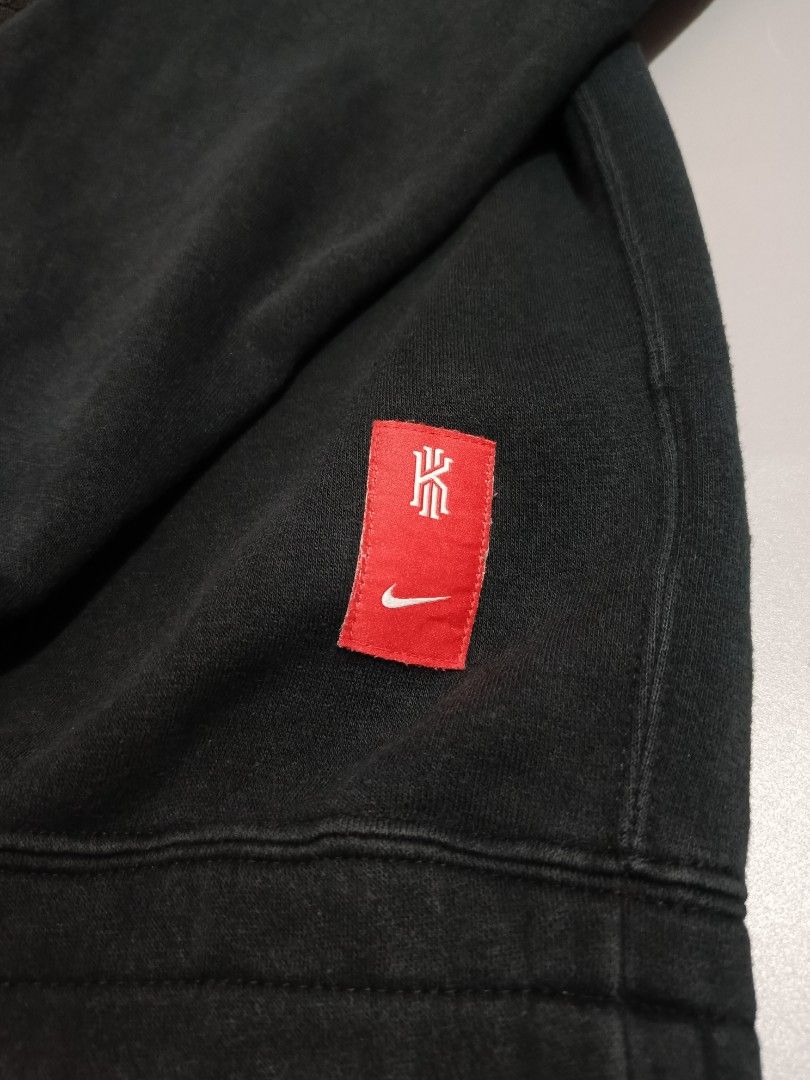 Nike Kyrie Hoodie (Category: Coats, Jackets and Outerwear) located in Pasig City. Submitted by lemuel29 (Listing ID 1468269510, Image 3). Description: Nike Kyrie Hoodie Size: Large MOD: Lalamove or J&T Pm for more info!.