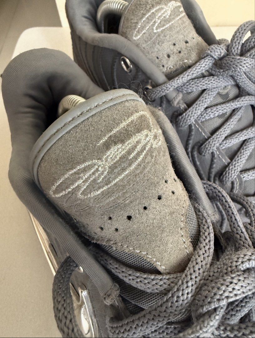 Nike LeBron 21 “Resilient” Shoes (Category: Casual Shoes) located in Manila. Submitted by prelovedwithmaui (Listing ID 1468242320, Image 2). Description: Nike LeBron 21 “Resilient” Original Price: ₱10,895 Selling Price: ₱6,000 (LP: ₱5,500) [From Nike The Fort] Color: Cool Grey/Metallic Silver/Iron Grey Size: 8.5 US Mens The Nike LeBron 21 Resilient dresses the LeBron 21 silhouette in an all-gray colorway with accents in metallic silver. The sneak