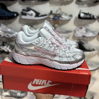 (Category: ) located in . Submitted by sneakerfreakerph (Listing ID 1468141334, Image 1). Description: .
