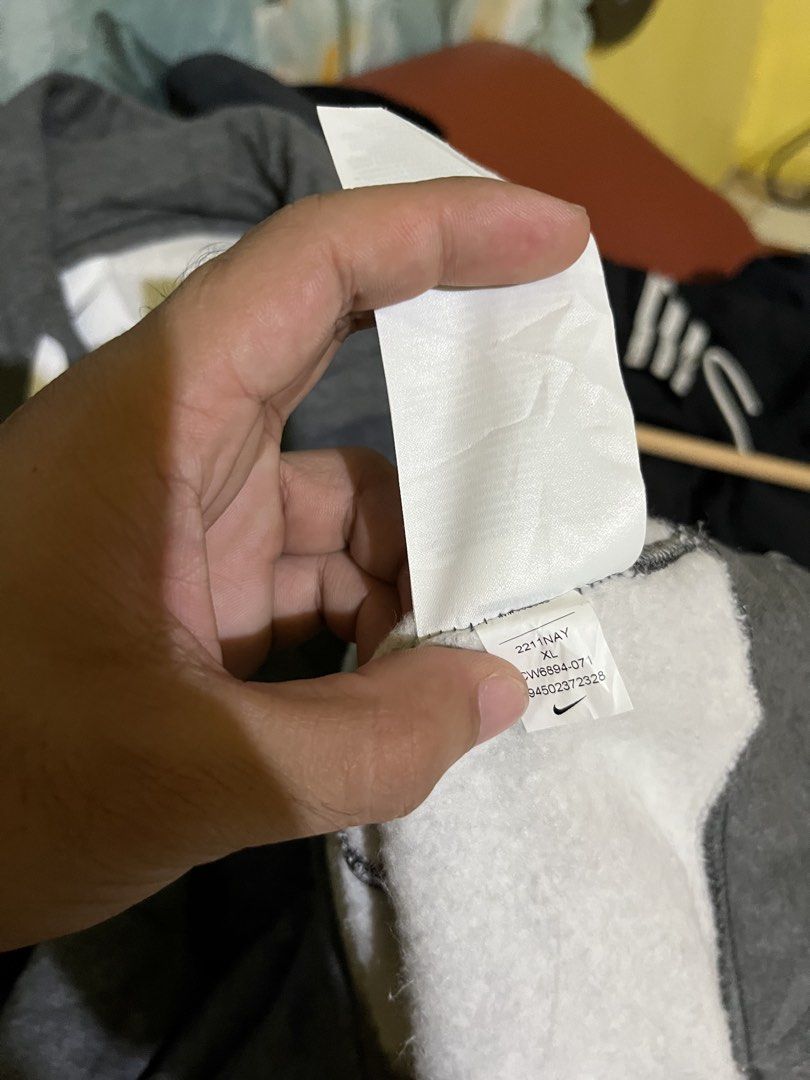 Nike Park 20 fleece pullover hoodie (Category: Coats, Jackets and Outerwear) located in Bacolod City. Submitted by jem111111 (Listing ID 1468184113, Image 3). Description: GOOD AS NEW CONDITION NO ISSUE/FLAWS COMPLETE TAGS ORIGINAL SIZE XL DIMES 26x29 BOXY TYPE.