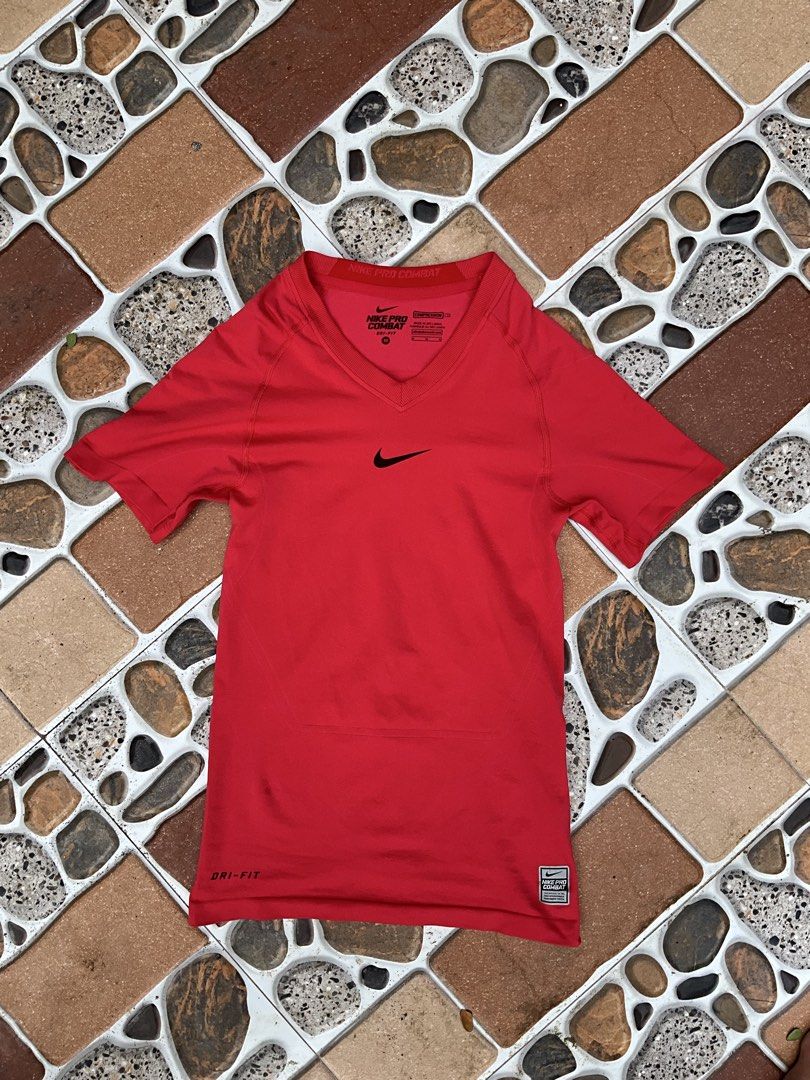 nike pro combat compression shirt (Category: Activewear) located in Polangui. Submitted by thruftgineer (Listing ID 1468188981, Image 1). Description: .