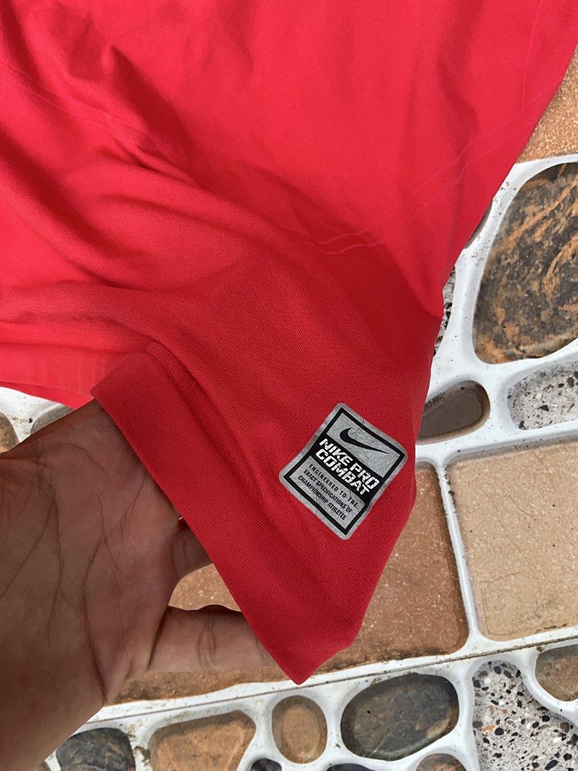 nike pro combat compression shirt (Category: Activewear) located in Polangui. Submitted by thruftgineer (Listing ID 1468188981, Image 3). Description: .