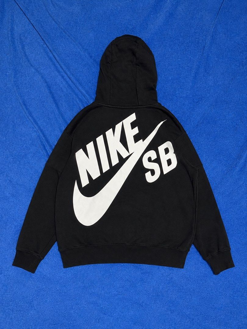 Nike Sb (Category: Coats, Jackets and Outerwear) located in Manila. Submitted by jymadafck (Listing ID 1468196699, Image 2). Description: 🪬 NIKE SB HOODIE 📍MINIMAL FLAWS BUT STILL LOOKING GOOD 📍9/10 COLOR RATE 📍EXELLENT DONDITION RIBBINGS 📍NO CRACK PRINTS ON DESIGN DIMENSIONS 📐 📏 Length ( 27 ) 📏 WIFDTH ( 14.8 ) 📏 TIGTH ( 22 ) .