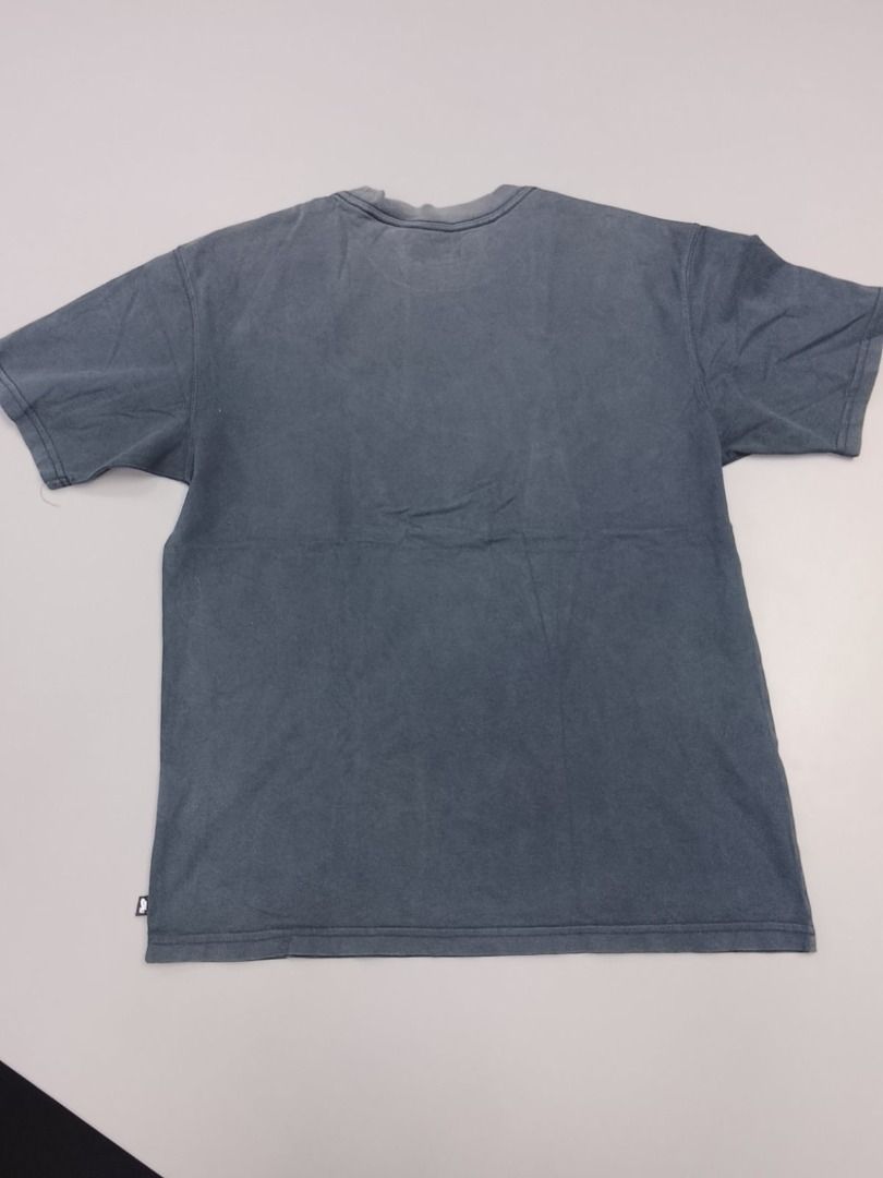 NIKE SB Plain Shirt (Category: Tshirts & Polo Shirts ) located in Pasig City. Submitted by thriftshop.pinas (Listing ID 1468075991, Image 2). Description: NIKE SB PLAIN SHIRT -Size: Small printed on the neck tag -Dimes: 18 x 28 -Condition: Good condition -Complete Tags -Issue: Semi sun fade on the neckline.