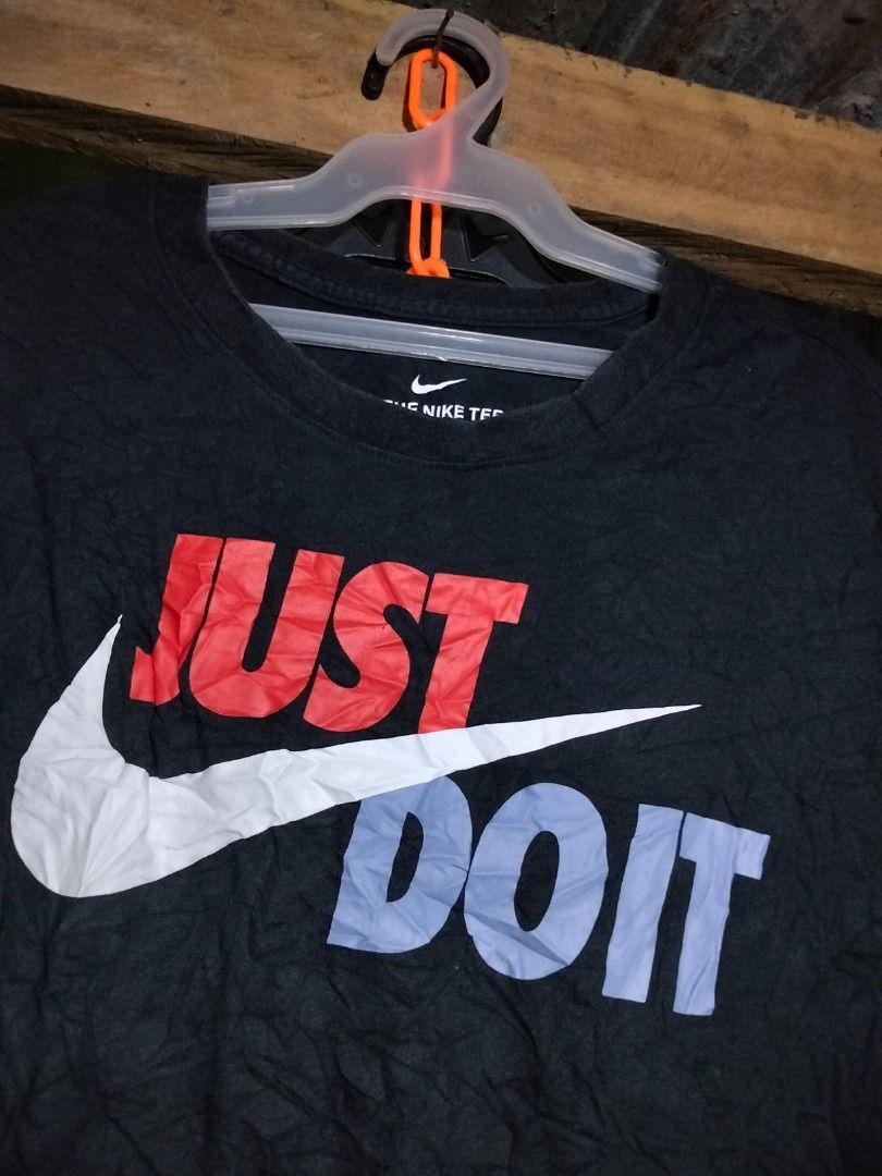 Nike shirt (Category: Tshirts & Polo Shirts ) located in Kalibo. Submitted by thriftedbykim12 (Listing ID 1468189744, Image 2). Description: Like new condition 22/28.5 Issue:none need wash only 350+sf.