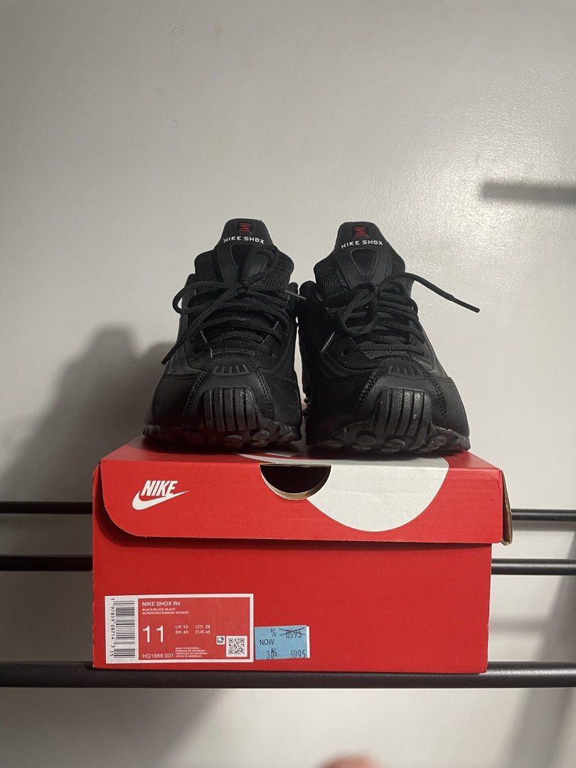 Nike Shox (Category: Casual Shoes) located in Rizal. Submitted by akoheats (Listing ID 1468190241, Image 2). Description: Excellent Condition ✨ Issue: Sz: 11US Worn Once With Box✅ Authentic✅ Great Condition ✨ ❗️Check the item carefully before purchasing ❗️No returns or exchanges after purchase.