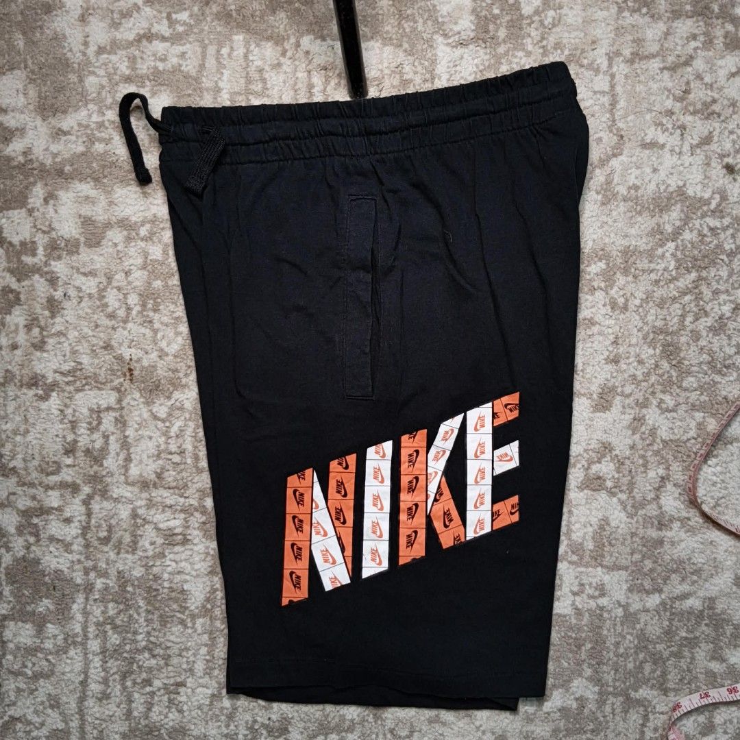 Nike Sweat Shorts Black Size L (Category: Shorts) located in Llanera. Submitted by baka_thriftmo (Listing ID 1468222899, Image 1). Description: Excellent Condition 👍🏻 No issue Color Rate 9 Details asa picture Mode of payment Gcash Courier J&T +Shipping fee 📌 **PLEASE READ BEFORE BUYING!** 🛍️ ✨ **MANAGE YOUR EXPECTATIONS** ✨ • Please remember that the items we sell are **THRIFTED / PRELOVED**. • Items may have minor flaws, signs of use, or imp