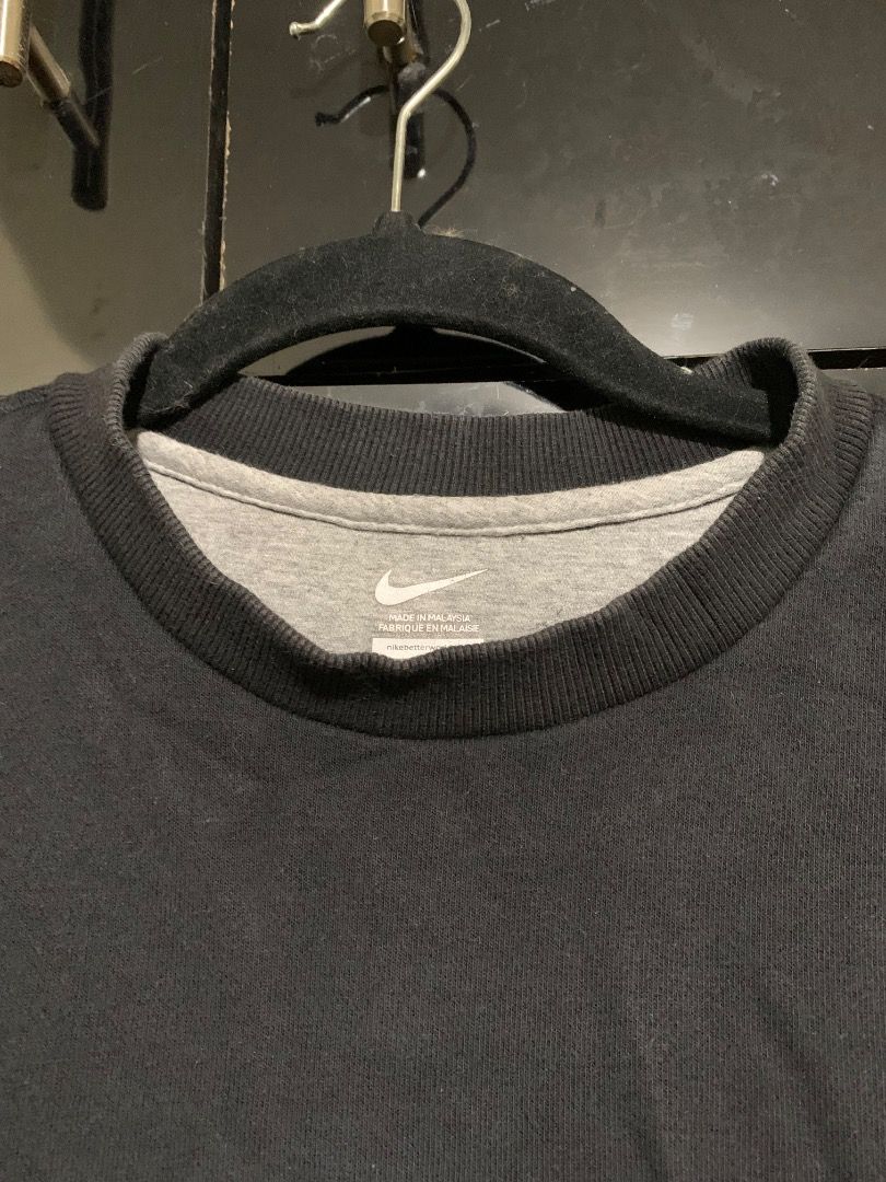 Nike Sweater (Black) (Category: Coats, Jackets and Outerwear) located in Taguig. Submitted by reused.unused (Listing ID 1468203632, Image 3). Description: Nike Sweater (Black) Embroidered Swoosh (White) L on tag 29in length (waist to hem) 29in length (sleeve) 19in width (shoulder) 26in width (pit to pit) Issue/s: fading and lints -refer to photos for actual condition -refer to close up photo for actual color -pre-loved item so signs of usage is e
