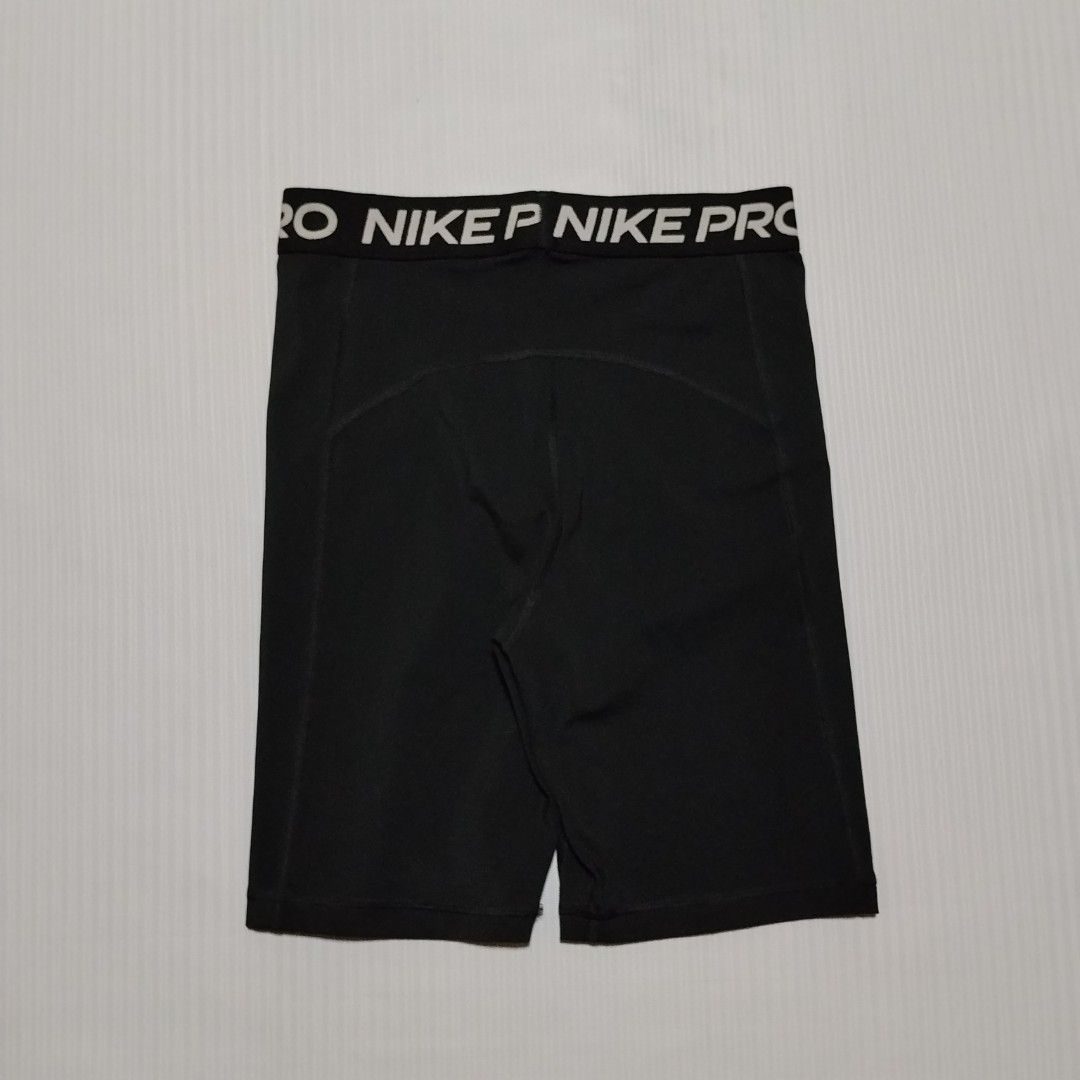 NIKE (TIGHTS) (Category: Activewear) located in La Carlota. Submitted by sports_couture_ph (Listing ID 1468176579, Image 2). Description: NIKE (TIGHTS) RATE EXCELLENT CONDITION SIZE MEDIUM MENS PRICE 499 ADD SHIPPING FEE DM TO PURCHASE.