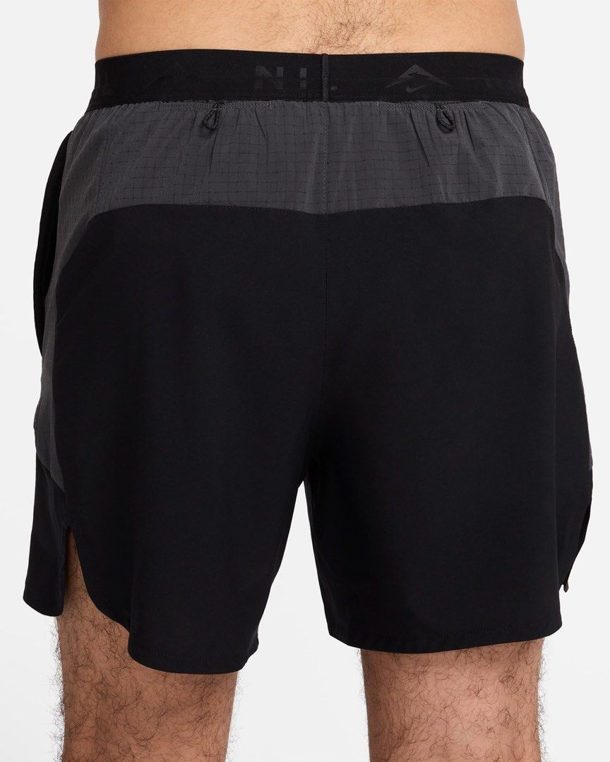 Nike Trail Running Shorts Black (Category: Shorts) located in Davao. Submitted by eyedea300064714 (Listing ID 1468105868, Image 3). Description: Nike Trail Men's Brief-Lined Short 🔥🥶 Good as Brand New (Sinukat lang once, binili sa nike app) Size Small on tag Waist: 24-28 (Max Stretch 30) Length: 14.5 Mine 1,650.