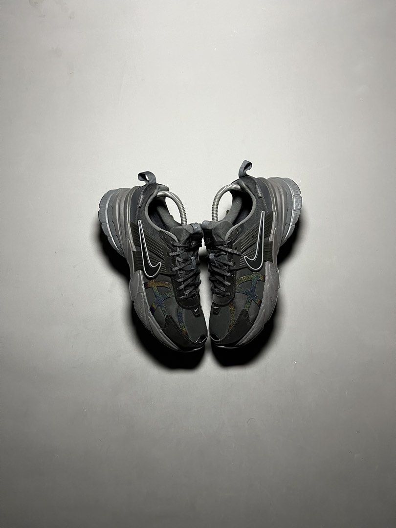 Nike V2K Gore-Tex (Category: Sneakers) located in Iligan City. Submitted by strideph (Listing ID 1468146302, Image 3). Description: FOR SALE! Nike V2K Gore-Tex Size: 7 US M/ 8 US W/ 39 EUR / 25 CM Condition: Good as New 2699 only DM 📩.