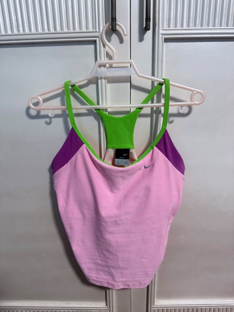 Nike Vintage Top (Category: Activewear) located in Manila. Submitted by zendog_a92acc (Listing ID 1468073235, Image 1). Description: .