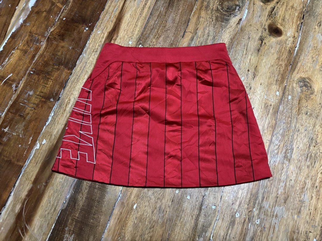 Nike Y2k miniskirt (Category: Activewear) located in Cagayan de Oro. Submitted by kirkwax_4 (Listing ID 1468150951, Image 2). Description: Nike y2k miniskirt Medium 26/27w Xcellent-like new No issue 780.