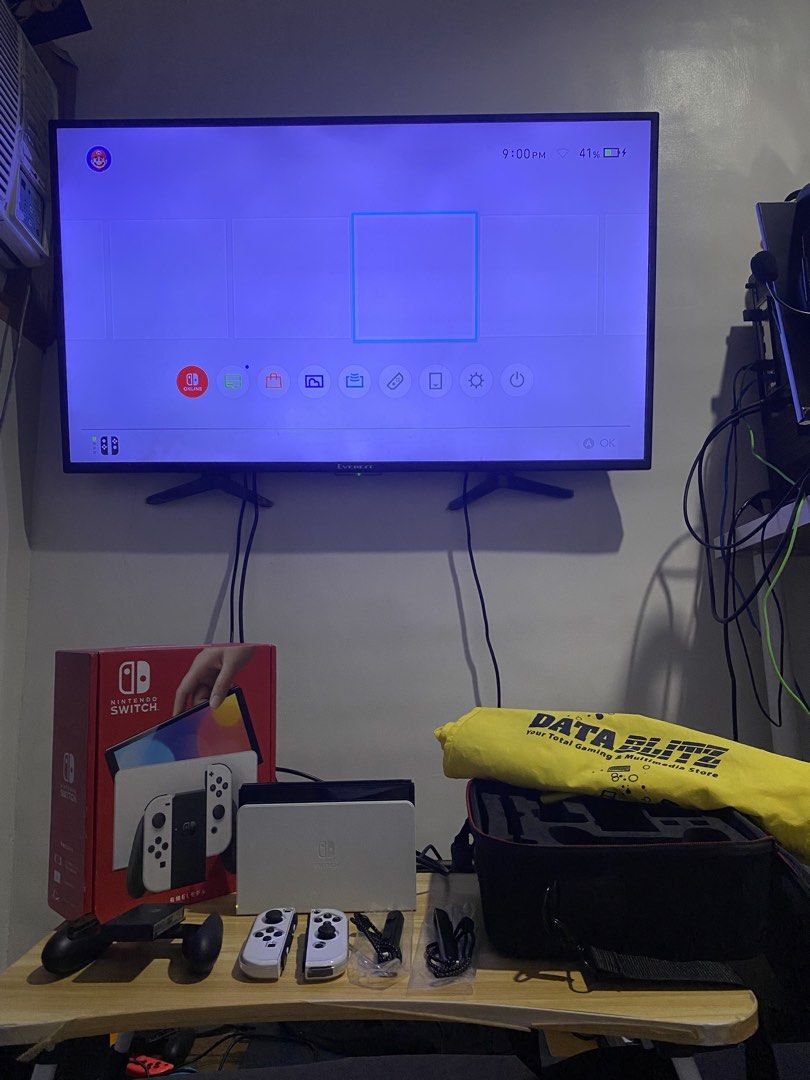 Nintendo Switch OLED (White) 128gb - Complete set w/ freebies (Category: Nintendo) located in Makati City. Submitted by keenhorse.29c176 (Listing ID 1468153145, Image 1). Description: ₱12,000 - Bought Dec 2024 - Like new po, not abused - Everything complete po and original pati ung box - No issues po, no stick drift, not banned on e-shop, (very small hairline on screen protector di po sa mismong OLED screen) - 64gb internal storage + 128gb Sandis
