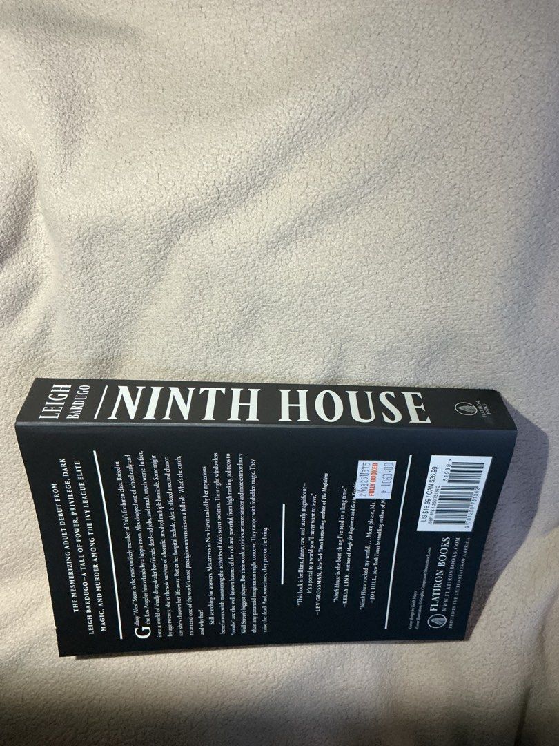 Ninth House by Leigh Bardugo (Category: Storybooks) located in Cavite. Submitted by audepages (Listing ID 1468114594, Image 3). Description: Brand new From fullybooked Comes with fullybooked bookmark MOP: Gcash GoTyme MOD: J&T Lalamove Grab Location: Imus, Cavite.