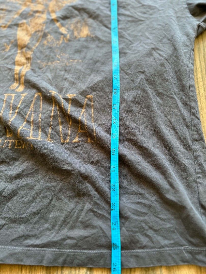 Nirvana (Category: Announcements) located in Alegria. Submitted by karlojis22 (Listing ID 1468270111, Image 3). Description: need wash.