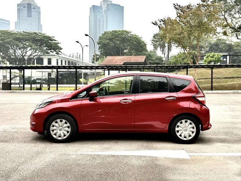 Nissan Note 1.2 (A) (Category: Used Cars) located in Singapore. Submitted by m_macztech (Listing ID 1468096549, Image 2). Description: ➡️ Features 1.2L 3-cylinder in-line CVTC DOHC with Xtronic CVT (a) transmission producing 78bhp, fuel consumption of 18.5km/l with 41L tank capacity ℹ️ Accessories Digital Display, Pioneer infotainment with Bluetooth, Keyless entry & start, Reverse sensor & camera, Eco mode, Auto LED headlights ✅ 1 Owner Unit with