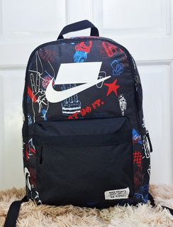 (Category: ) located in . Submitted by athalia_gabriel_collection (Listing ID 1468070333, Image 1). Description: .