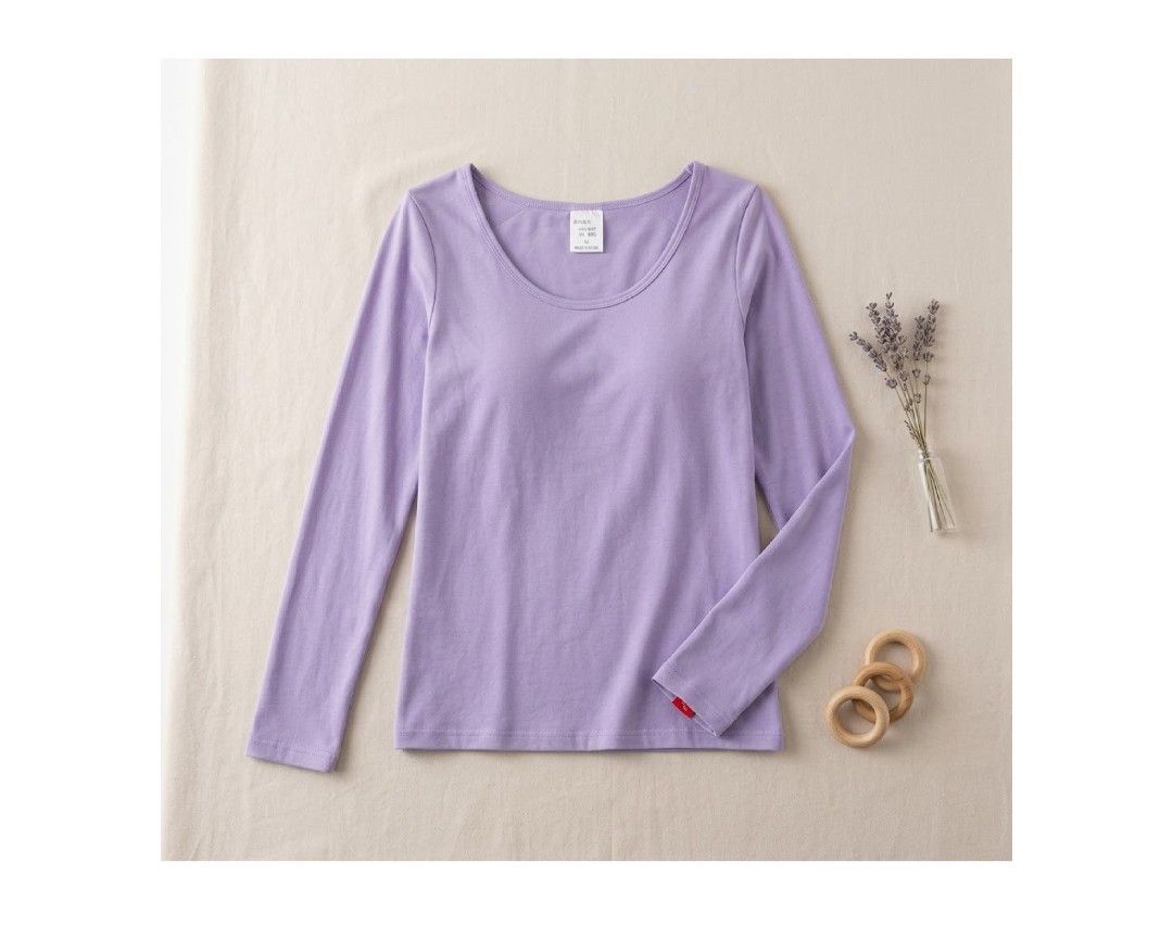 No Brand Padded Long Sleeve Top -Medium #1855 (Category: Longsleeves) located in Santa Cruz. Submitted by gie_thrift_shop (Listing ID 1468192593, Image 1). Description: 💜 No Brand Padded Long Sleeve Top Color: Lavender / Light Purple Size: Medium (on tag) Condition: Pre-loved with little signs of usage (needs washing) 📏 Laid Flat Measurements: Bust: 14.5 inches Length: 22 inches Sleeve Length: 20 inches ⚠️ Store Policy & Important Notes: 📌 Las
