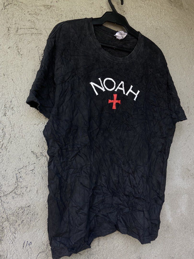 Noah NYC CORE LOGO TEE (Category: Tshirts & Polo Shirts ) located in Cavite. Submitted by abasolo_jv (Listing ID 1468134287, Image 3). Description: Good Condition 9.8/10 Color Rate no issues no pin hole xl on tag 22x27 Dimes fresh from bale try to offer .
