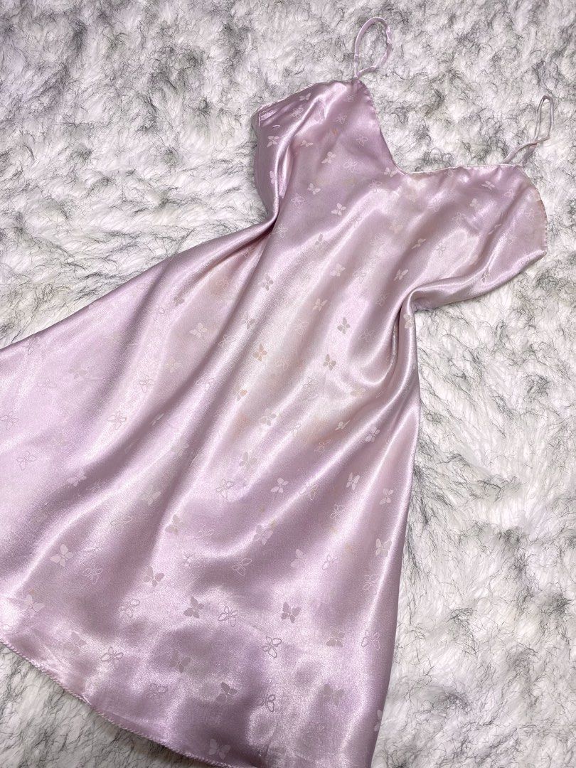 Nordstom slip lingerie (medium) (Category: Undergarments & Loungewear) located in Manila. Submitted by csjlgen (Listing ID 1468081683, Image 3). Description: .