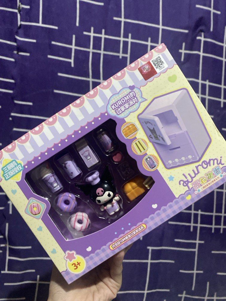 Official/ Licensed Kuromi Refrigerator Toy Set (Category: Character Goods) located in Bulacan. Submitted by cute.finds.ph (Listing ID 1468182011, Image 1). Description: —sealed, but with little dent on box (not super visible.