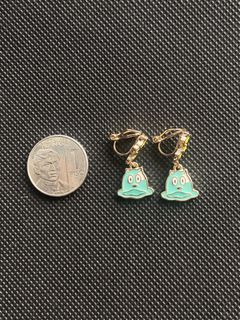 (Category: ) located in . Submitted by retroz_collections (Listing ID 1468115387, Image 1). Description: .