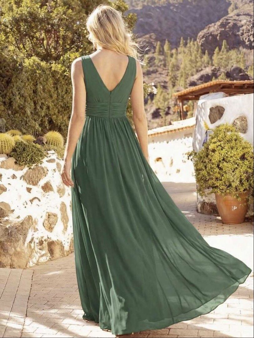 Olive Green Bridesmaid Dress (Category: Dresses) located in Quezon City. Submitted by chicloset.mnl (Listing ID 1468189262, Image 2). Description: Hello! Selling the SHEIN bridesmaid dress I ordered recently 🙂 Size: L Brand new never been worn, only fitted Bought for 1.8k, selling for 1k nalang RFS: Wrong size Loc: Katip, QC / Ortigas, Pasig Can also ship from Caloocan.