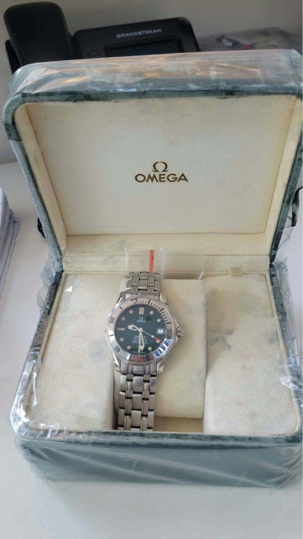 Omega watch full set (Category: Luxury Watches) located in Quezon City. Submitted by brandmanila (Listing ID 1468133523, Image 3). Description: .
