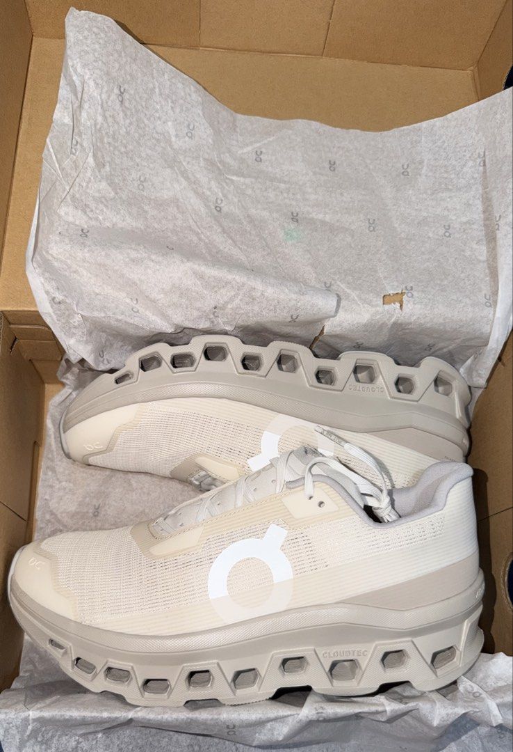 On cloud sneakers void cloudmonster 8US mens (Category: Casual Shoes) located in Manila. Submitted by elitetechnology (Listing ID 1468094491, Image 1). Description: On Cloud Shoes Size 8US MENS or 8.5-9us womens (26-26.5cm) Brand new authentic Comes with original box #nike shoes #nike running #pickleball shoes.