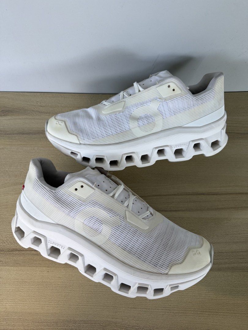 On Cloudmonster Void (Category: Sneakers) located in Cauayan City . Submitted by Thevintagecode (Listing ID 1468073884, Image 3). Description: On Cloudmonster Void Size: 8 US | 41 EU | 26 CM Condition: 9/10 Minor heel drags Original | Authentic Mode of payment:Gcash Loc:Isabela Province.