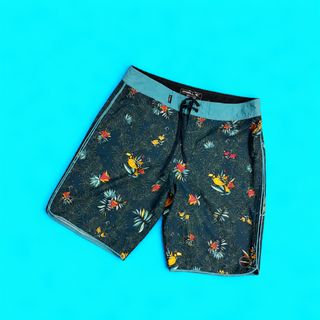 (Category: ) located in . Submitted by thrift.thriftly (Listing ID 1468093274, Image 1). Description: .