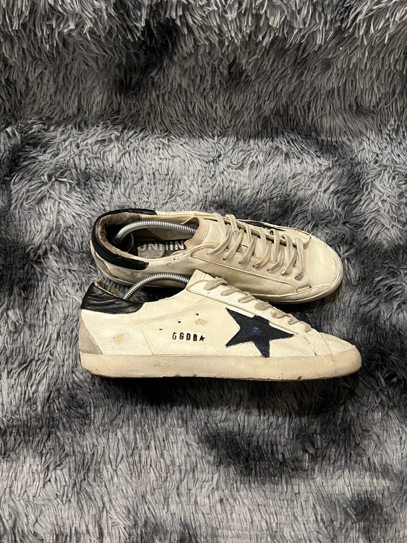 Original ggdb 40 (Category: Sneakers) located in Quezon City. Submitted by snoooow (Listing ID 1468229309, Image 1). Description: Original ggdb sneakers Size 40 euro Used Shoes only no other inclusions.