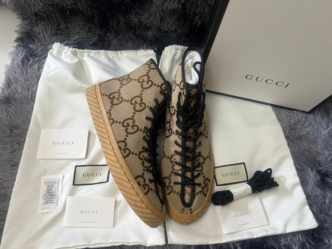 Original gucci (Category: Sneakers & Footwear) located in Quezon City. Submitted by snoooow (Listing ID 1468077802, Image 2). Description: Original gucci monogram sneakers Brandnew Complete Inclusions.