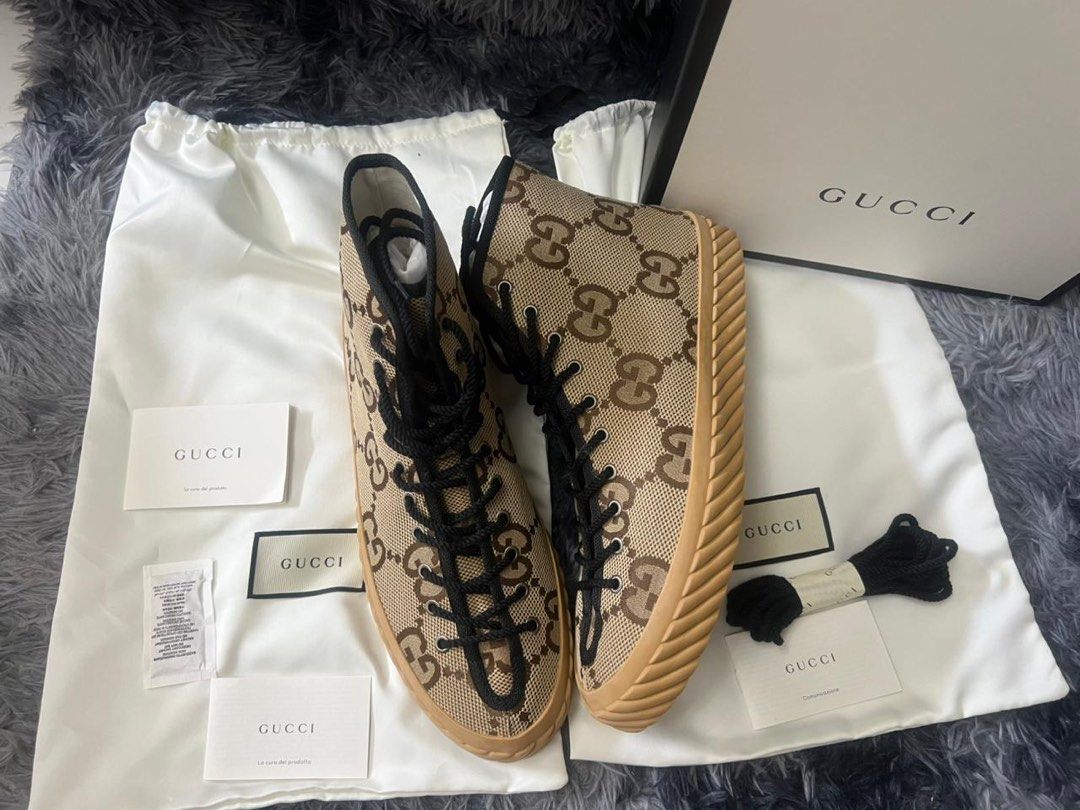Original gucci (Category: Sneakers & Footwear) located in Quezon City. Submitted by snoooow (Listing ID 1468077802, Image 3). Description: Original gucci monogram sneakers Brandnew Complete Inclusions.
