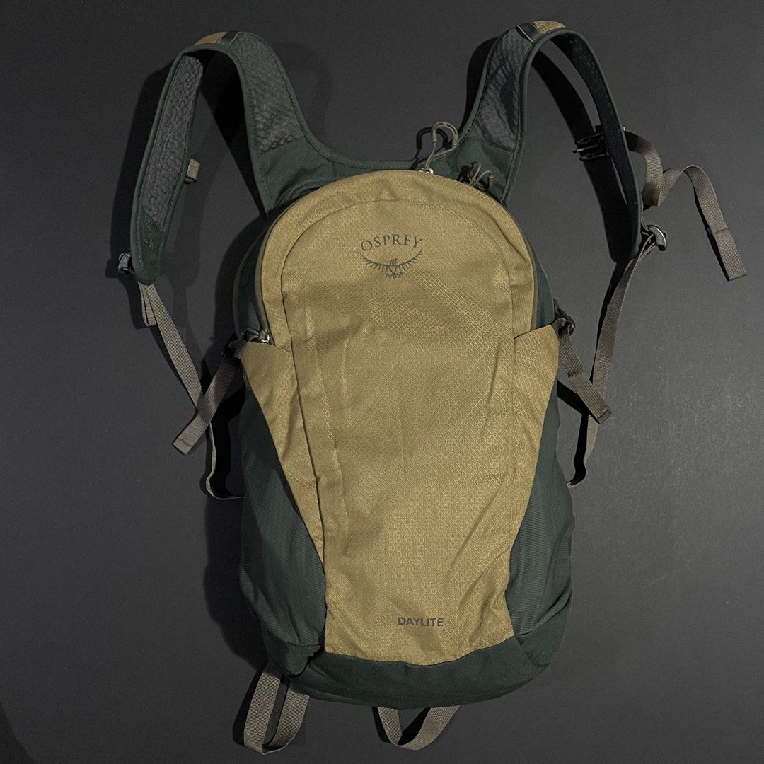 Osprey Daylite Nightingale (Category: Hiking & Camping) located in Manila. Submitted by sole_origin (Listing ID 1468060248, Image 1). Description: FOR SALE LEGIT / AUTHENTIC Osprey Daylite Nightingale * Large panel-loading main compartment * Attaches to a variety of compatible Osprey packs * Multifunctional interior sleeve for hydration reservoir, fits most 14” laptops or tablet * Dual side compression straps * Dual water bottle side mesh pockets