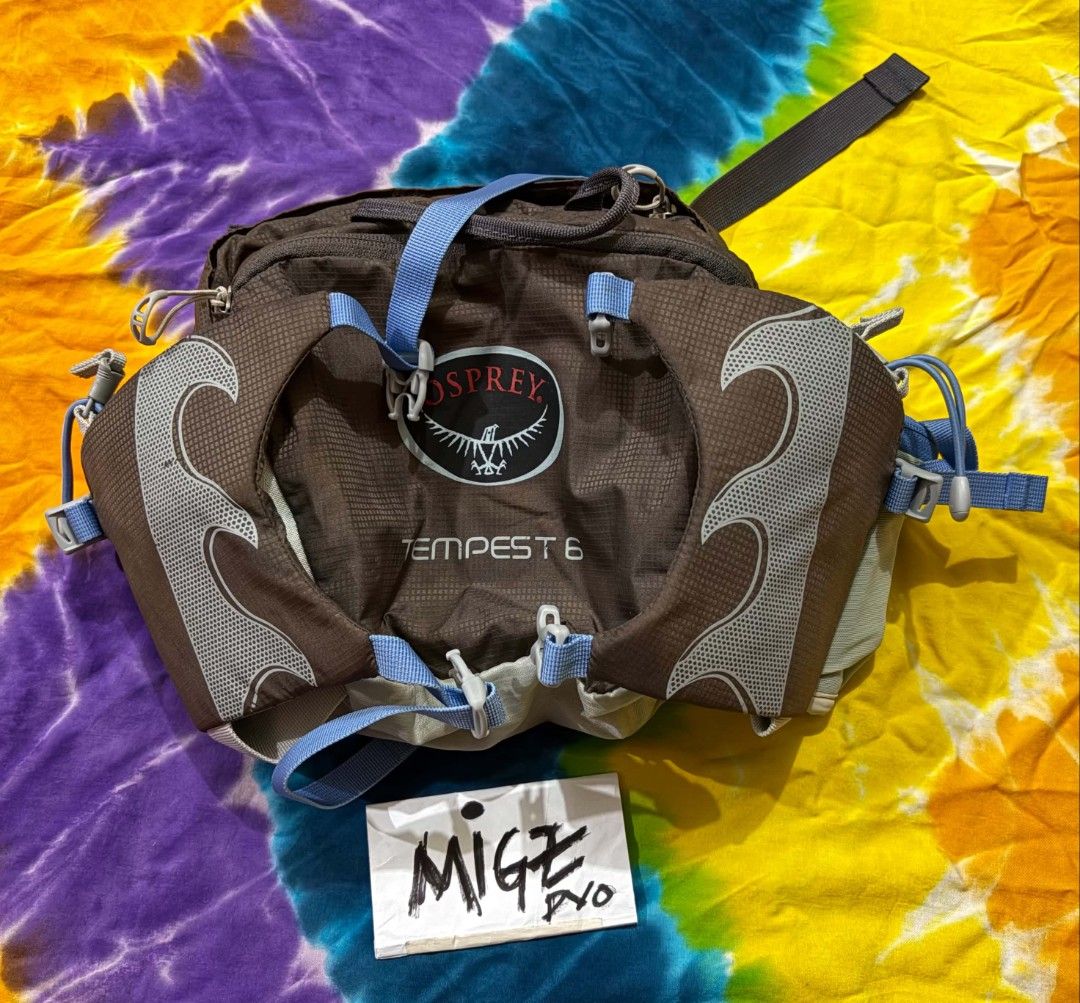 Osprey Tempest Belt Bag (Category: Hiking & Camping) located in Davao. Submitted by juanmigz.ph (Listing ID 1468237248, Image 1). Description: Osprey Tempest Belt Bag (Unisex) Good Condition ✅ - minimal signs of used exterior - sticky inner coating interior Php 850.00 PM for more Inquiry 😁….