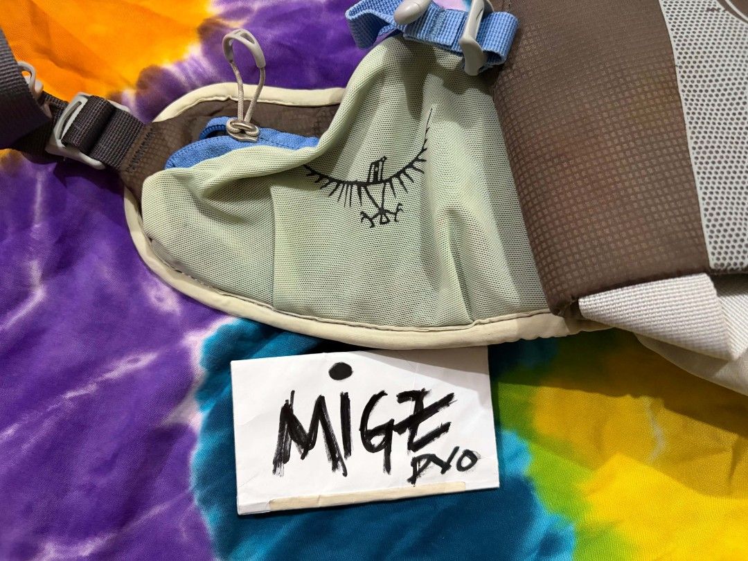 Osprey Tempest Belt Bag (Category: Hiking & Camping) located in Davao. Submitted by juanmigz.ph (Listing ID 1468237248, Image 3). Description: Osprey Tempest Belt Bag (Unisex) Good Condition ✅ - minimal signs of used exterior - sticky inner coating interior Php 850.00 PM for more Inquiry 😁….
