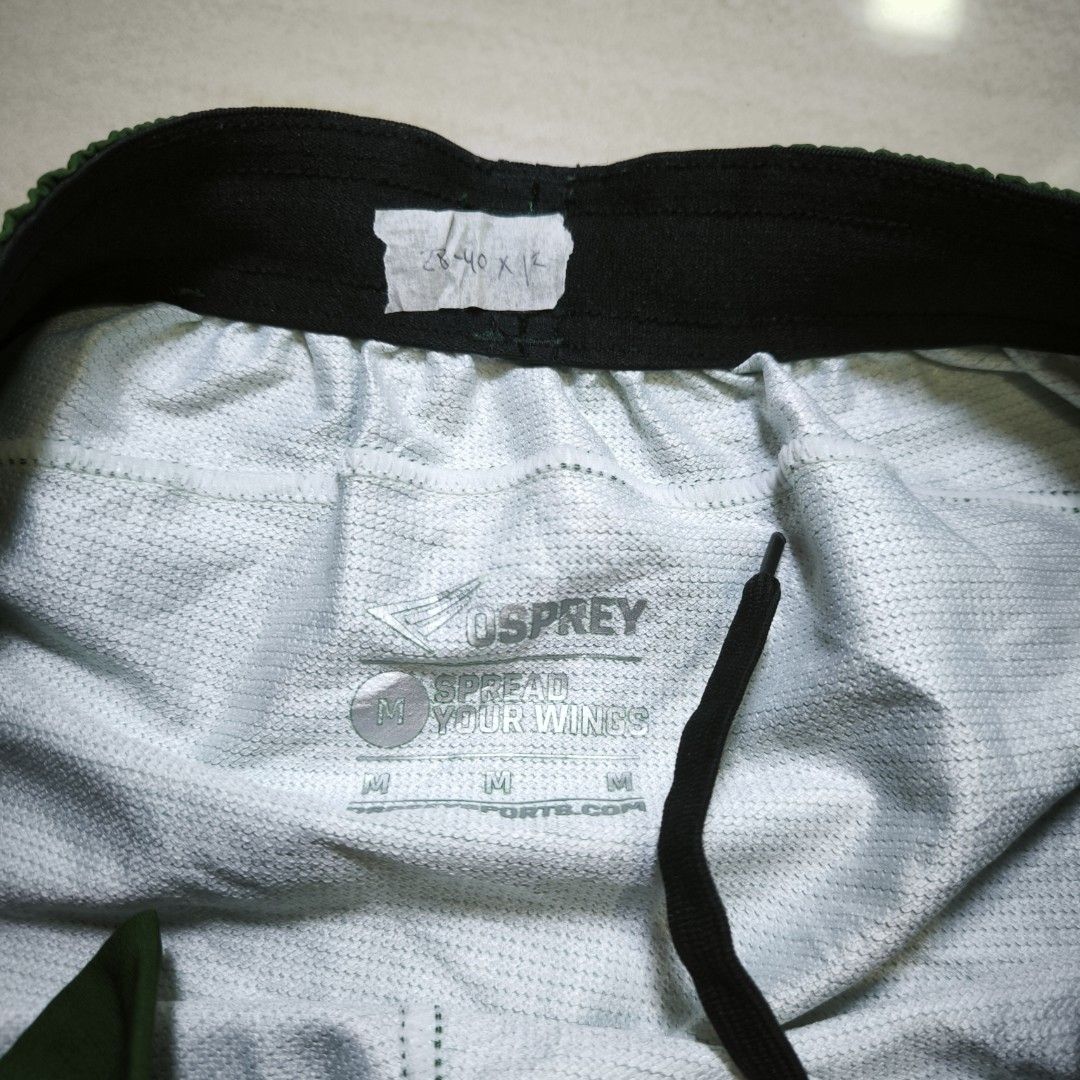Osprey x Venom Fighting/Hiking Shorts (Category: Shorts) located in Guimba. Submitted by naztystuff (Listing ID 1468105085, Image 3). Description: Osprey x Venom Fighting/Hiking Shorts size M 28-40x12 As New 400.