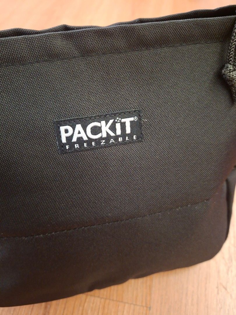 Pack it (Category: Breastfeeding & Bottle Feeding) located in Quezon City. Submitted by kerenbree256412 (Listing ID 1468280635, Image 2). Description: Milk bag No longer need this..