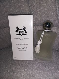 (Category: ) located in . Submitted by loveperfumes (Listing ID 1468238528, Image 1). Description: .