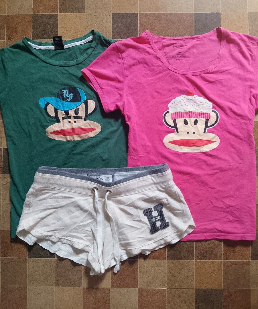 Paul frank as pack (Category: Shirts) located in Quezon City. Submitted by shesann (Listing ID 1468070748, Image 1). Description: take all 350 m&l size Paul frank no flawss like new shorts.